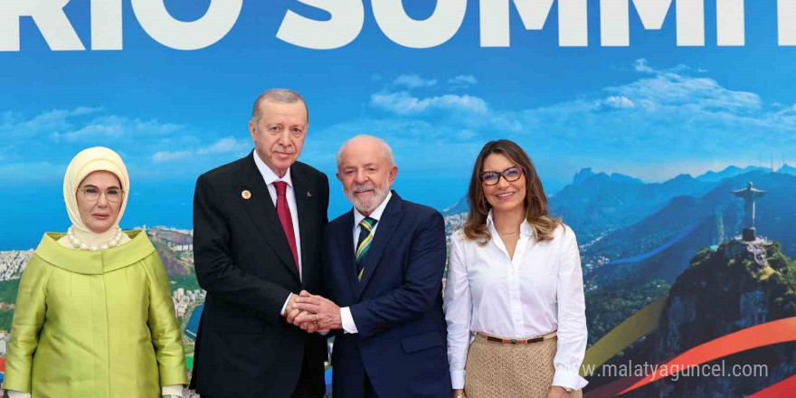 Cumhurbaşkanı Erdoğan, G20 Zirve’sinde resmi törenle karşılandı