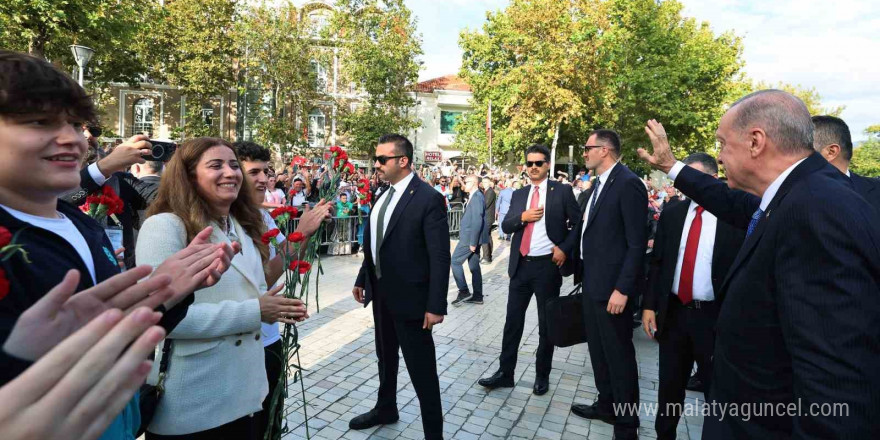 Cumhurbaşkanı Erdoğan: 'İsrail’in uyguladığı devlet terörünün karşısında durmak hepimiz için vicdani zorunluluktur'