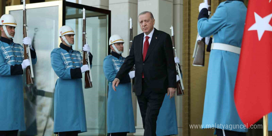 Cumhurbaşkanı Erdoğan, Macaristan Başbakanı Orban ile bir araya geldi