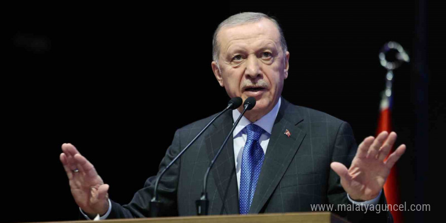 Cumhurbaşkanı Erdoğan: “Milletin çocuklarını hizmet diyerek himmet diyerek mankurtlaştıranların sonu tarihteki diğer insan kılıklı iblisler gibi onursuz bir ölüm olmuştur”