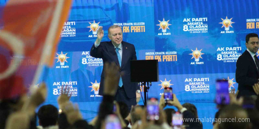 Cumhurbaşkanı Erdoğan, “Türkiye’nin hemen dibinde kritik gelişmeler yaşanıyor, ama bunlar ne olup bittiğini bile takip etmiyor”