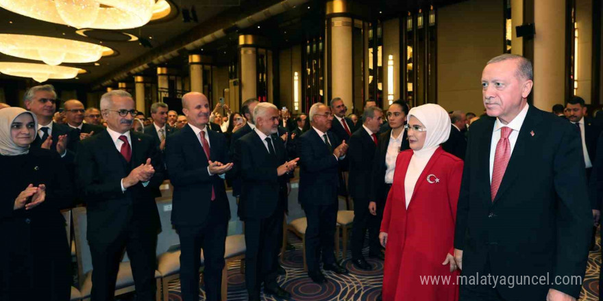 Cumhurbaşkanı Erdoğan: 'Yeniden ve daha güçlü bir başlangıcın arifesindeyiz'