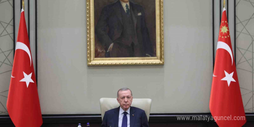 Cumhurbaşkanlığı Kabinesi, Cumhurbaşkanı Recep Tayyip Erdoğan başkanlığında Beştepe’de toplandı.