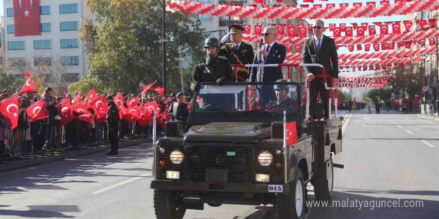 Cumhuriyet Bayramı Sivas’ta coşkuyla kutlandı