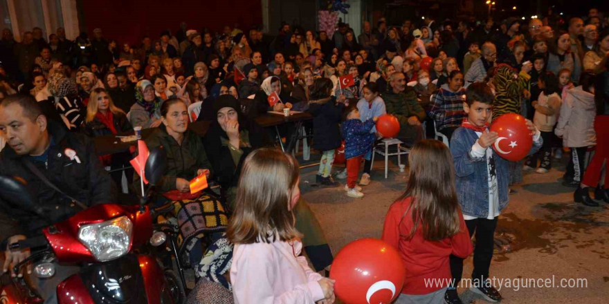 Cumhuriyet Bayramı’nı Rumeli havaları ile kutladılar