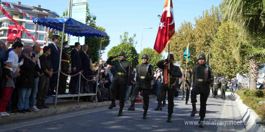 Cumhuriyetin 101. Yılı Edremit’te coşkuyla kutlandı