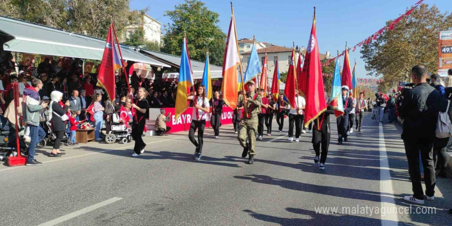 Cumhuriyet’in 101. yılı kutlamalarında Jandarma ve polis gösterileri nefes kesti