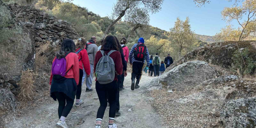 Cumhuriyet’in 101. yılında trekking etkinliğinde buluştular