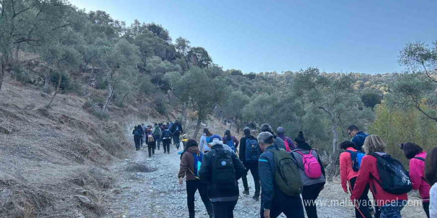 Cumhuriyet’in 101. yılında trekking etkinliğinde buluştular