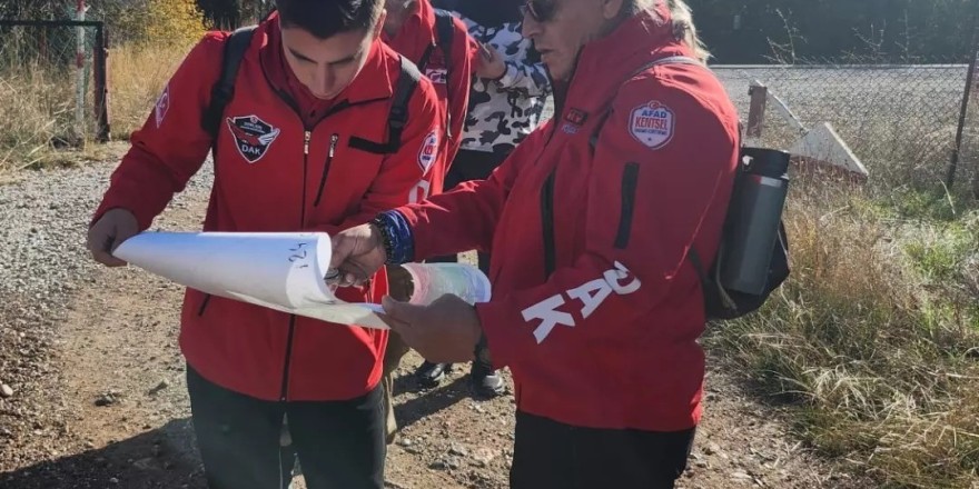 DAK üyeleri doğada yön bulma, harita ve pusula kullanma eğitim aldı