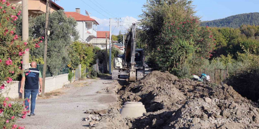 Dalaman Altıntaş Mahallesinde kanalizasyon çalışması başladı