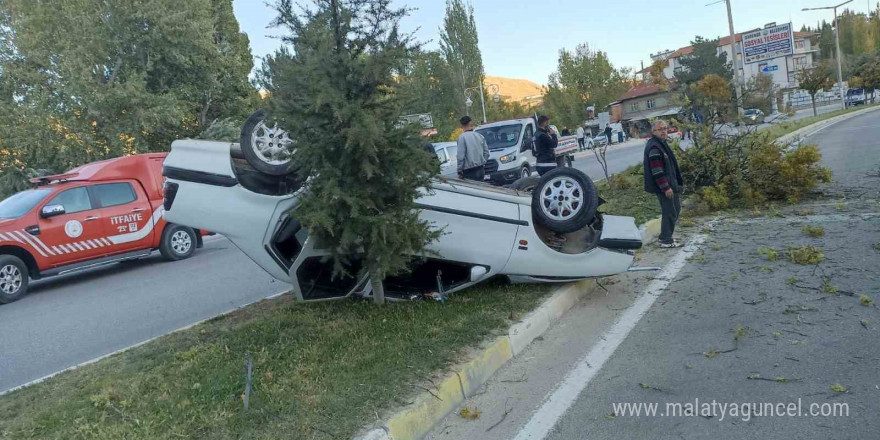 Darende ilçesinde iki ayrı kaza: 3 Yaralı