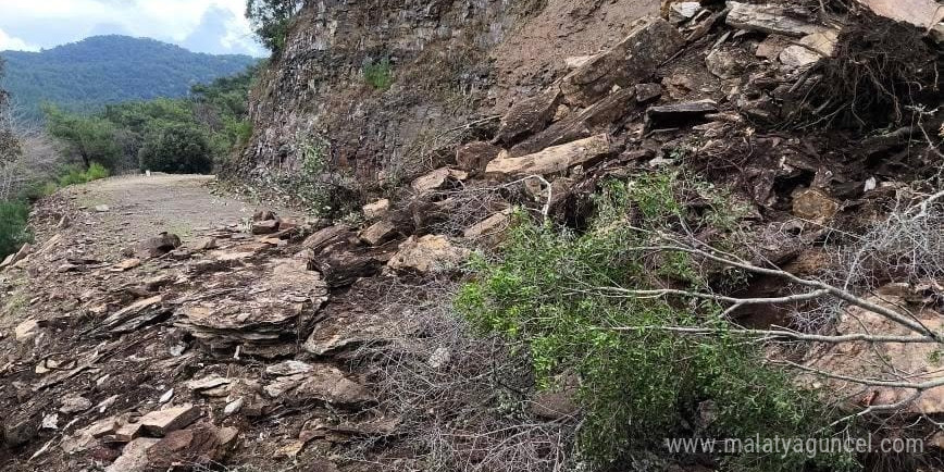 Davutlar Manastır yolu heyelan nedeniyle kapandı