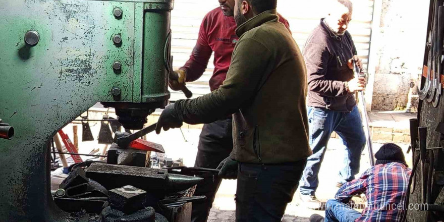 Demirciler çırak bulmakta zorlanıyor