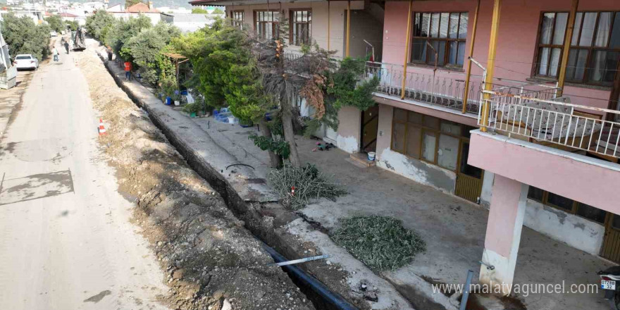 Demre Beymelek’in içme suyu hatları yenileniyor