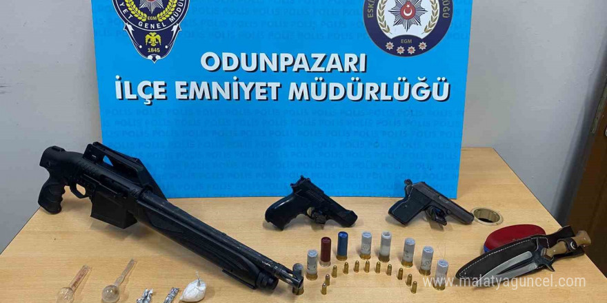 Denetim yapan polislere uzun namlulu tüfekle karşılık veren şahsın da aralarında  bulunduğu 7 şüpheli yakalandı