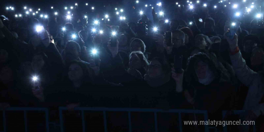 Denizli 90’lar kafasıyla nostaljik bir gece yaşadı