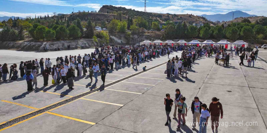 Denizli Büyükşehir Belediyesi 7. Kitap Fuarı sona erdi