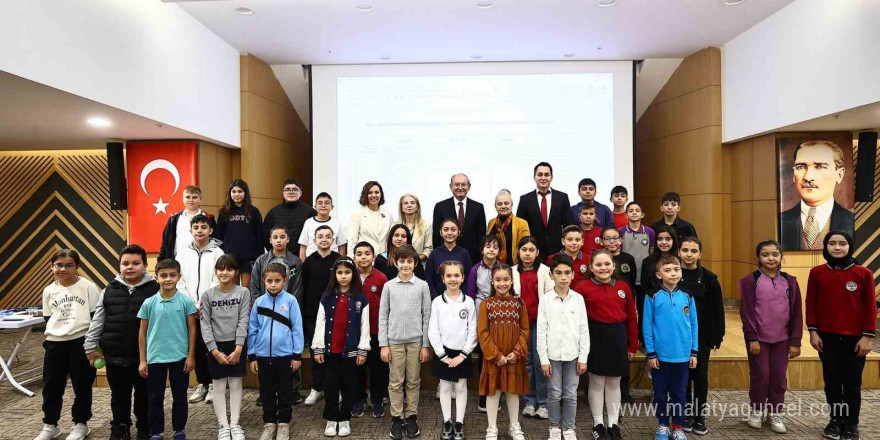 Denizli Büyükşehir Çocuk Meclisi’nde seçim coşkusu yaşandı