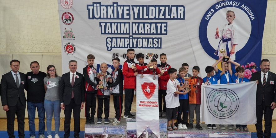 Denizli Büyükşehir Karate Takımından Türkiye Şampiyonluğu