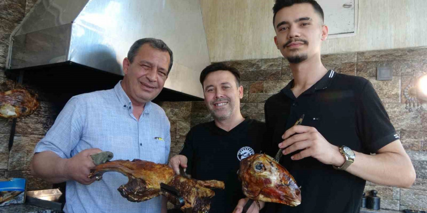 Denizli Tandır Kebabının ustaları fast food tüketimine karşı uyardı