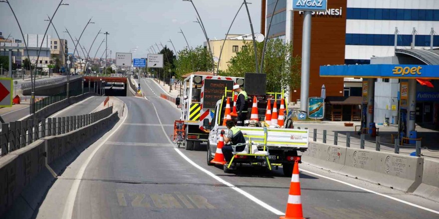 Denizli’de 26 bin 600 metrekare yol çizgisi yenilendi