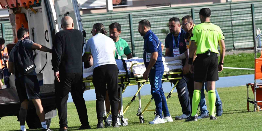 Denizlisporlu Oktay’ın tibia kemiği kırıldı