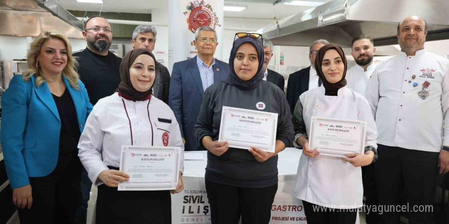 Depremzede kadınlar Elazığ’ın lezzet mirasını yarışmayla yaşattı