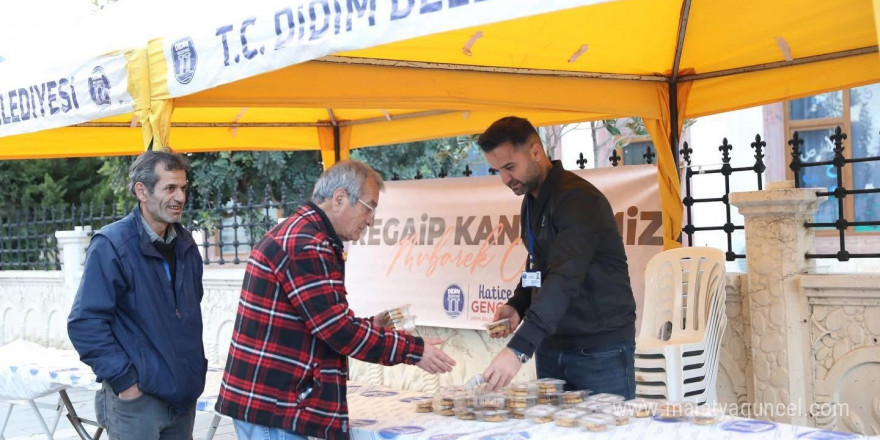 Didim Belediyesi’nden vatandaşlara kandil simidi ikramı