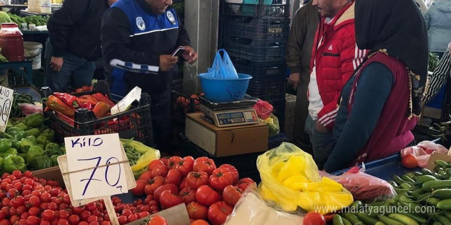 Didim’de zabıta ekipleri denetimlerini sürdürüyor