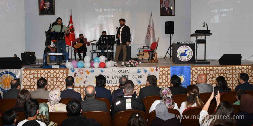 Diyabetli çocuklara dağıtılan sensör sayesinde parmakları delinmeyecek