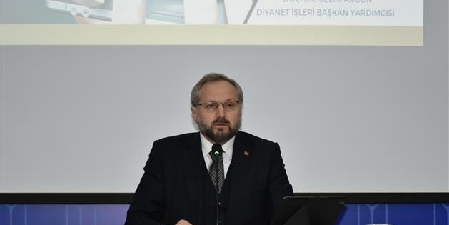 Diyanet İşleri Başkan Yardımcısı Doç. Dr. Selim Argun, Bilecik’te dijital bağımlılığa değindi