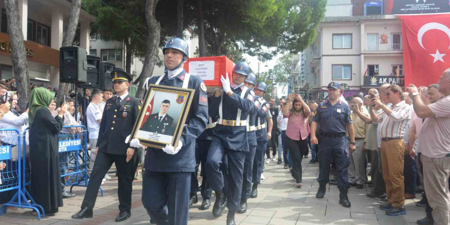 Diyarbakır şehidi son yolculuğuna uğurlandı