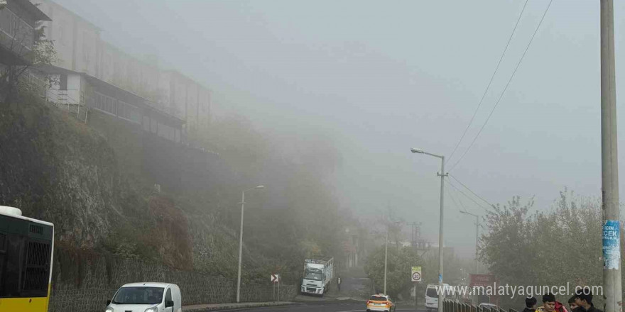 Diyarbakır’da Dicle Nehri ve Hevsel Bahçelerini sis kapladı