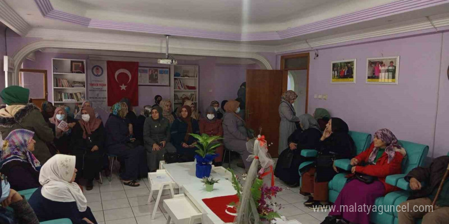 Diyarbakır’da kadın muhtarlar kanser hastalarıyla bir araya geldi