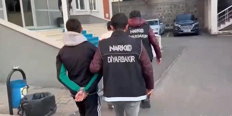 Diyarbakır’da uyuşturucu satıcılarına hava destekli ’Kırlangıç Operasyonu’