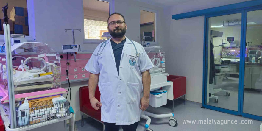 Doç. Dr. Değirmencioğlu: “ Prematüre bebek, tıbbi desteğin yanı sıra aile sevgisi ve sabrını da gerektirir.”