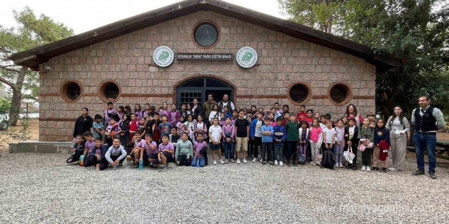 Doğa korumadan Datça’da öğrencilere tabiat eğitimi