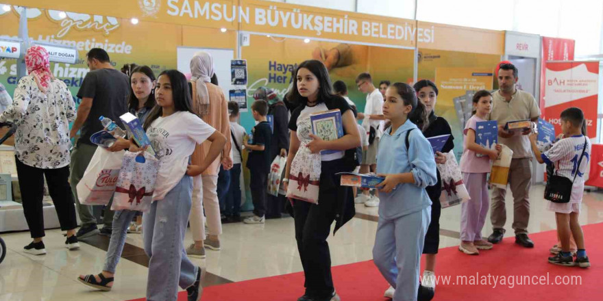 Doğan: “Samsun’umuz sanata ve edebiyata tutkusu ile de ön plana çıkan bir şehir”