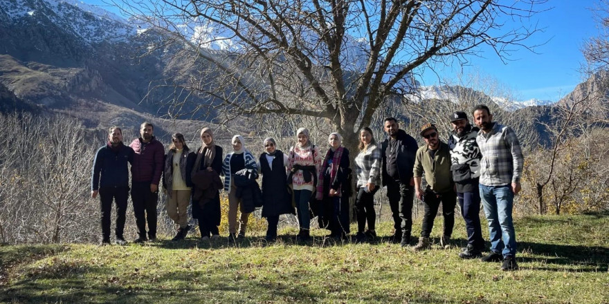 Doğaseverler Yüksekova’nın Doski vadisini gezdi