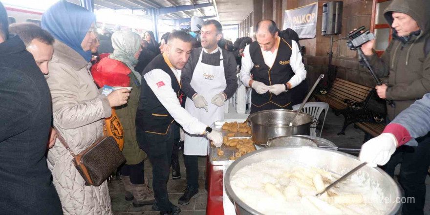 Doğu Ekspresi Erzurum durağında mola verdi