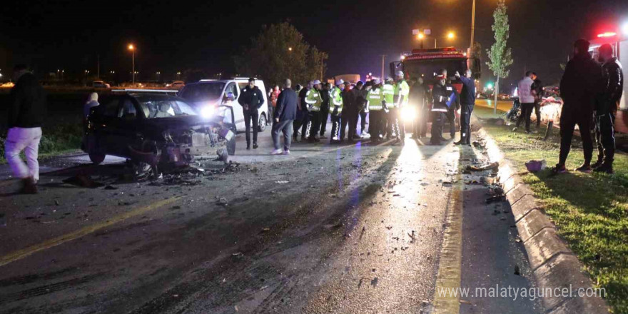 Duble yolda zincirleme kaza, ortalık savaş alanına döndü: 1 ölü, 3 yaralı