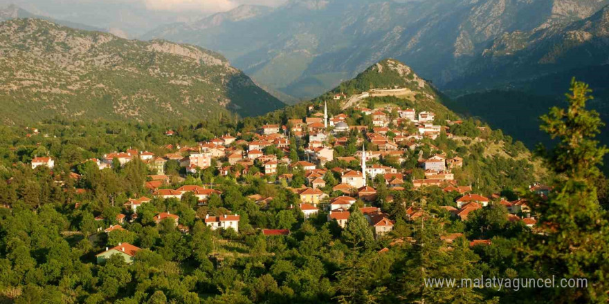 Dünyanın en iyi turizm köyü eşsiz güzellikleriyle misafirlerini bekliyor