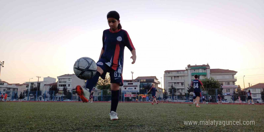 Düzce Kadın Futbol Takımı 1. Lig için iddialı