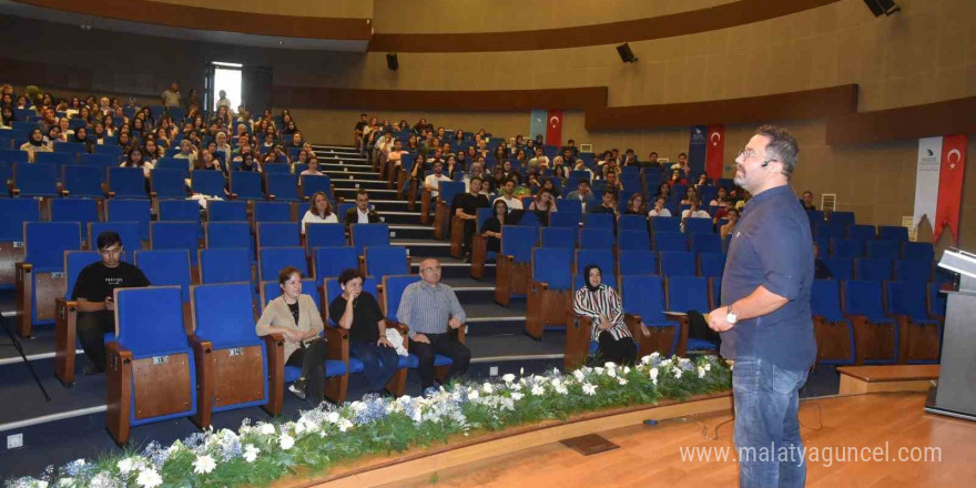 Düzce Üniversitesi beden dilini öğretti