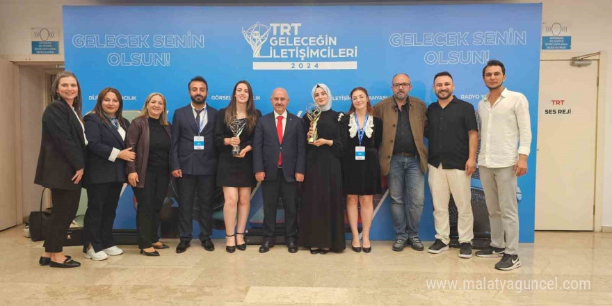 Düzce Üniversitesi iletişim yarışmasında birincilik ve ikincilik ödülleriyle zirvede