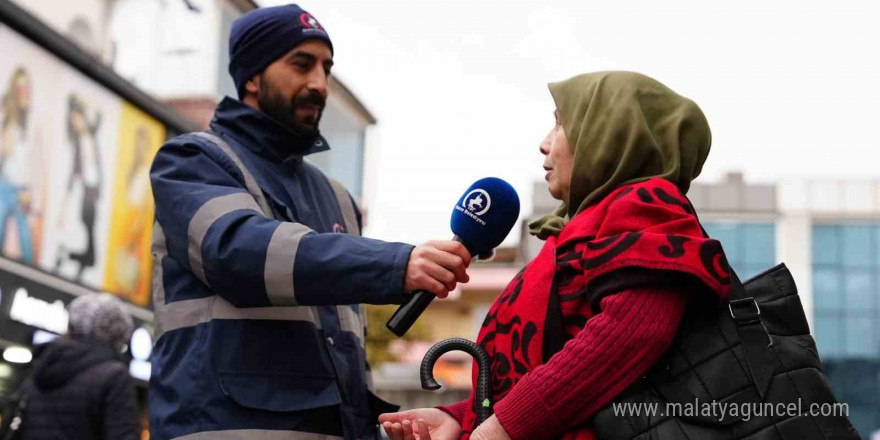 Düzce’de temizlik personeli vatandaşa sordu: 'Çöpünüzü nereye atıyorsunuz?'