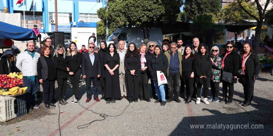 EBŞT sahneledikleri oyunlarla toplumsal sorunlara dikkat çekiyor