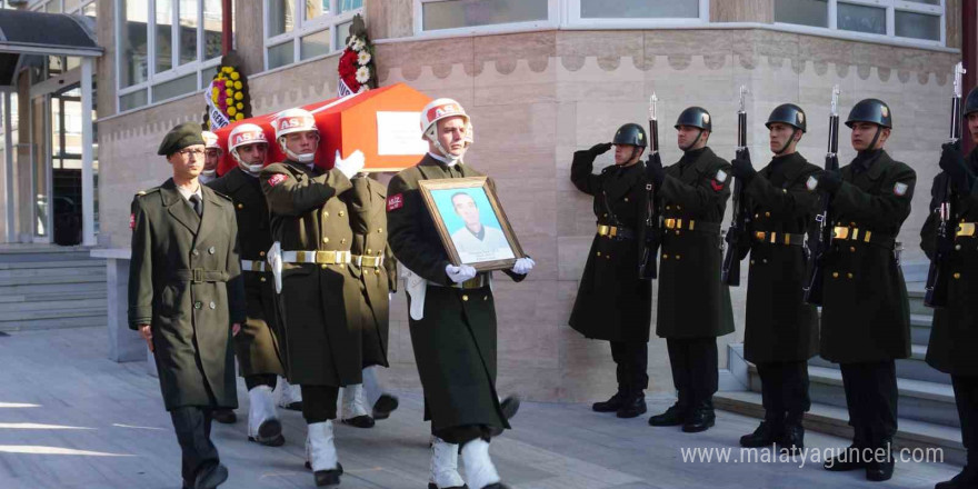 Edirne’de Kıbrıs gazisi törenle son yolculuğuna uğurlandı