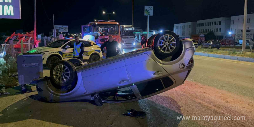 Edirne’de kontrolden çıkan otomobil takla attı: 2 yaralı